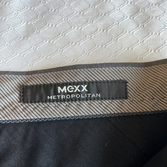 Mexx Metropolitan Charcoal Men’s Suit - Picture 12 of 16